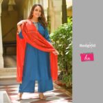 Aanchal Munjal Instagram - I love to go all out during the festive season and grandly ring in the celebrations. That’s why I chose this lavish teal blue suit set from @rangriti @livafashionin to make the occasion an extravagant one 💙 Would you love to gift your sibling a gorgeous suit set? Go and visit www.rangriti.com to shop for the best ethnic wear 🌟 📸 @photographyhsquare MUA @singhydeepika Hair @singhakankshasingh Location @shahpurahotels . . #Rangriti #reelit #wardrobeesstinal #indianwear #ethnic #fashion #styles #liva #rangriti #LIVA #ethnic #reels #livacollection #livafabric #livafashion #fashion #indowestern #suitset #styles #rangritixliva #indianwear #ootd #fashionhack #ethnicday #suits