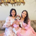 Aanchal Munjal Instagram - It’s a girls’ home where by the grace of God, we’re constantly protecting each other .. 🧿💓 #HappyRakshabandhan everyone .. 🧚🏻‍♀️