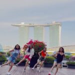 Ahana Kumar Instagram - Dancing amidst Bougainvilleas and the Marina Bay Sands was fun 🥰🌸 #Ahadishika 🦋 #rangisari 💕 Singapore City