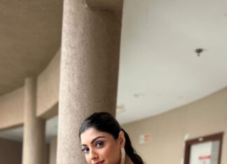 Akanksha Puri Instagram - My favourite look from the last day of #mikadivohti ❤️ This day will always be special!! Getting ready for my King @mikasingh 👑❤️ #mikasha . #reelsinstagram #reels #reelitfeelit #song #happybride #dance #trending #mikadivohti #mikasha #mikasingh #akankshapuri #smile #me #❤️ Outfit @poonampamnaniofficial Styled @sakshi312 Assisted by @ritika__ag @ms_tanaya @pooja_autade20