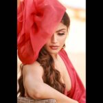Akanksha Puri Instagram - I SEE RED 🎵💋 . . #red #fashion #style #picoftheday #photooftheday #instagram #instagood #beingme #akankshapuri #❤️ . Beautifully captured by 📸 @amitkhannaphotography Styled by @stylingbyvictor @sohail__mughal___ Outfit @labeld Make up @darenmemonofficial Hair @jayshreethakkarhairartist