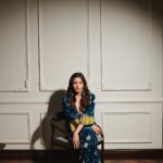 Alia Bhatt Instagram - 4 DAYS TO DARLINGS ❤️ #DarlingsOnNetflix