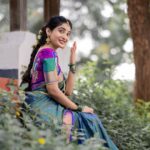 Ananya Nagalla Instagram – Smile, it confuses people 🤷‍♀️

#ananyanagalla #traditional

📸 : @landscapephotography19 
👗: @wholesale_uppada_pattu_sarees_ 
Location : @vintage_vanam