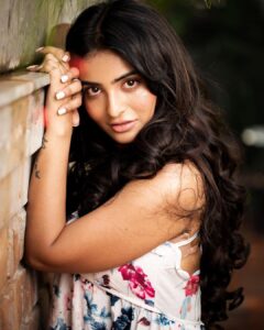Ananya Nagalla Instagram - 🌺

Photography : @anuragkamilla 
MUA : @makeuploungebydurga

#ananyanagalla