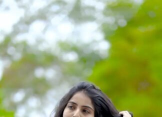 Ananya Nagalla Instagram - நான் உங்கள் பெண் 💙 The Crazy Girl 😉 . . . @ - 📸 @snaplica_official @ - 👗@madhviartstudio