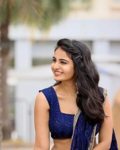Ananya Nagalla Instagram - 💙❤️💙
Photos from your fav reel of mine😉🤷‍♀️

@ - 📸 @snaplica_official

@ - 👗@madhviartstudio

Stylist : @aksharabingi