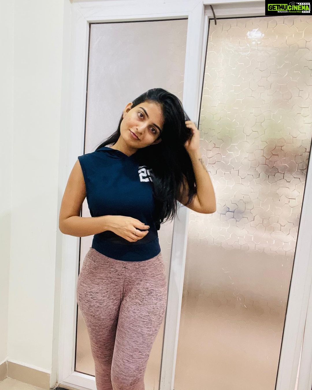 Ananya Nagalla Instagram - Happiness is homemade❤️ #ananyanagalla #behappy