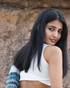 Ananya Nagalla Instagram - Festival and some photos!
Happy sriramanavami guys❤️
Photos : @saicharanthejareddyphotography 😃❤️
Saree : @unnatisilks 
Jewellery : @pretty.jewelbox 
Use this coupon code IZFMI7 And you can get  flat 12% OFF on all orders
@digitale.media 

#traditional #cottonsaree #ananyanagalla