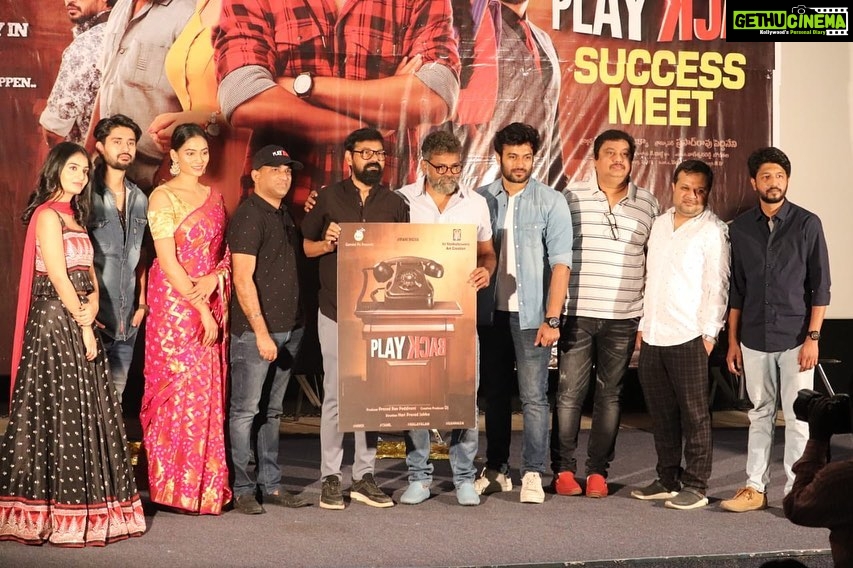 Ananya Nagalla Instagram - Each and every one of you is the reason behind this success .. you have no idea how i am gonna repay it but i am gonna do it for sure🙂 Thanks for everything ❤️🙏 Cant ask for anything more #Playback #ananyanagalla @aryasukku @idineshtej @iam_jakka @iamarjunkalyan @imspandanaofficial @murthyscribe @tnrid @siva_veerapaneni 👗: @shilpacouture Enchanté Café & Confectionery