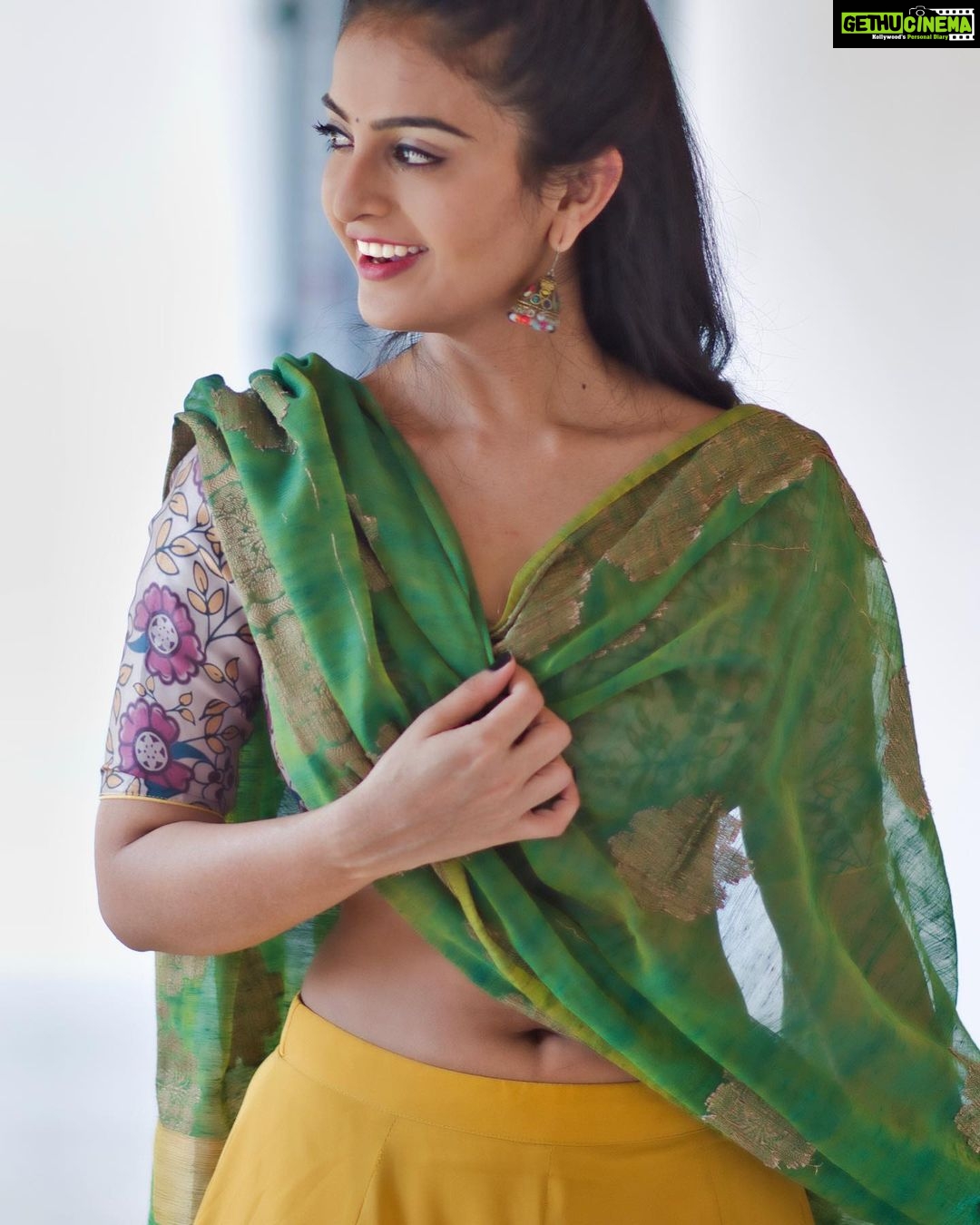 Ananya Nagalla Instagram - Releasing tomorrow finally😀❤️ Photography : @saicharanthejareddyphotography🥰 #excited #vakeelsaabonapril9th #powerstarpawankalyan #halfsaree #ananyanagalla