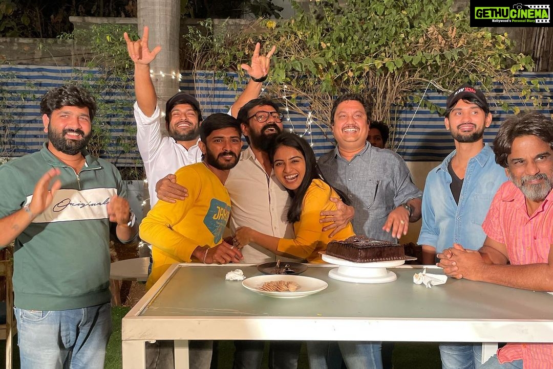 Ananya Nagalla Instagram - Each and every one of you is the reason behind this success .. you have no idea how i am gonna repay it but i am gonna do it for sure🙂 Thanks for everything ❤️🙏 Cant ask for anything more #Playback #ananyanagalla @aryasukku @idineshtej @iam_jakka @iamarjunkalyan @imspandanaofficial @murthyscribe @tnrid @siva_veerapaneni 👗: @shilpacouture Enchanté Café & Confectionery