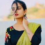 Ananya Nagalla Instagram – Heyloo .. how is your quarantine guys?
It seems eventually i got habituated to this lifestyle 🤷‍♀️.. matter entante we can  adapt to the situations real quick anavasaramga tension padipotam❤️ #humanpower #keepsmiling 
BTW lockdown extend chestara? 🤔