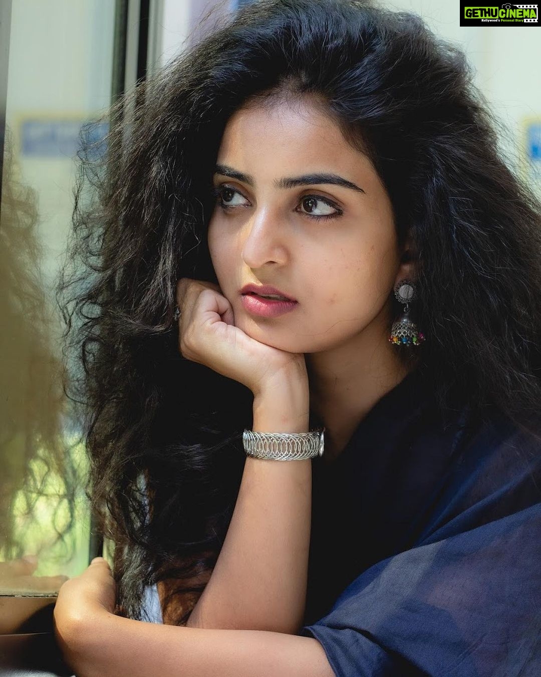 Ananya Nagalla Instagram - Tried something different and the result is this❤️ Thank you so much for this beautiful capture @radhaimages 🥰 This wouldn’t have been possible without you #saree #ananyanagalla