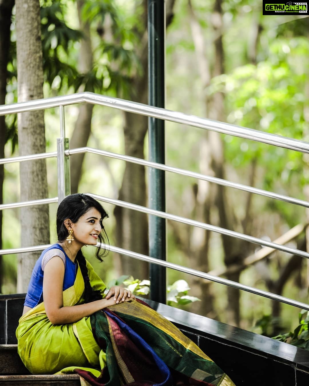 Ananya Nagalla Instagram - Sometimes its tough to select some pics from 100's of pics... One such photoshoot is this ππ... PC : @momentsbymr π #sareelove #traditionatitsbest #instapics #finestphotography #bestphotoshoot π