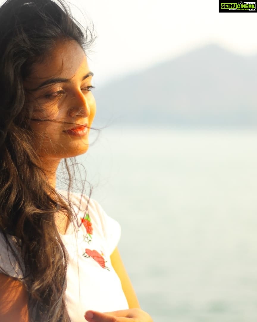 Ananya Nagalla Instagram - surrounded by nature , water and that cutie made me super happy😁😁... #purestwater #natureatitsbest #cutiepie #surroundedbylove 😍😍