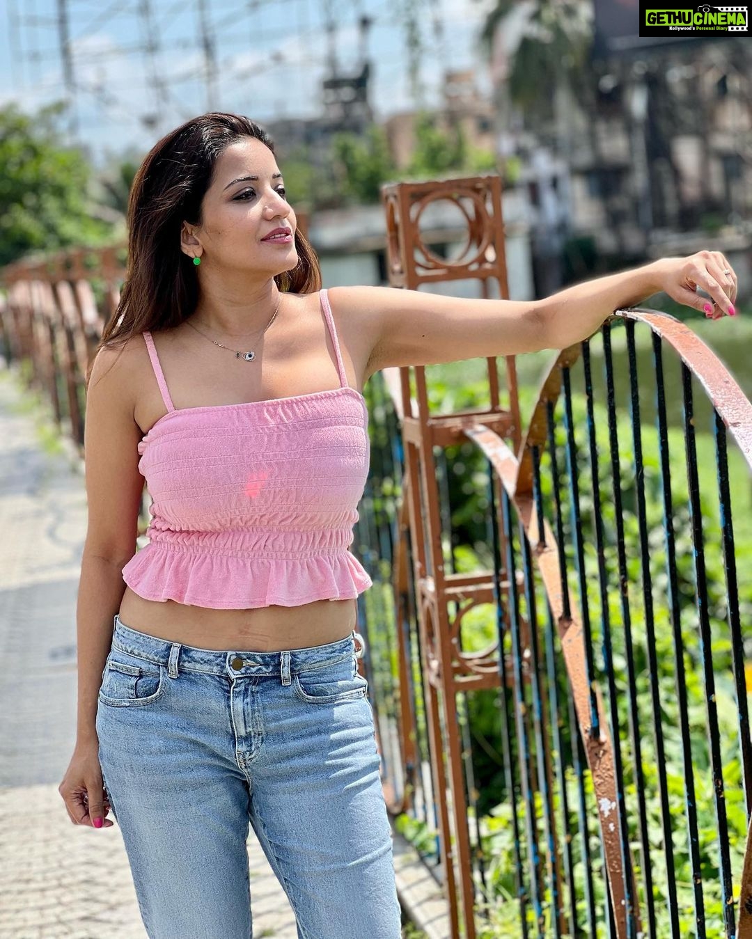 Antara Biswas Instagram - 🌸🎀…. Hellooo What’s Up Friends???