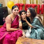 Antara Biswas Instagram – Happy Birthday 🎂 Vivan…. #aboutlastnight #birthdayboy #vivan #godblessyou #hadgreatfun #lotsoflove 

Saree : @farico.in Kolkata