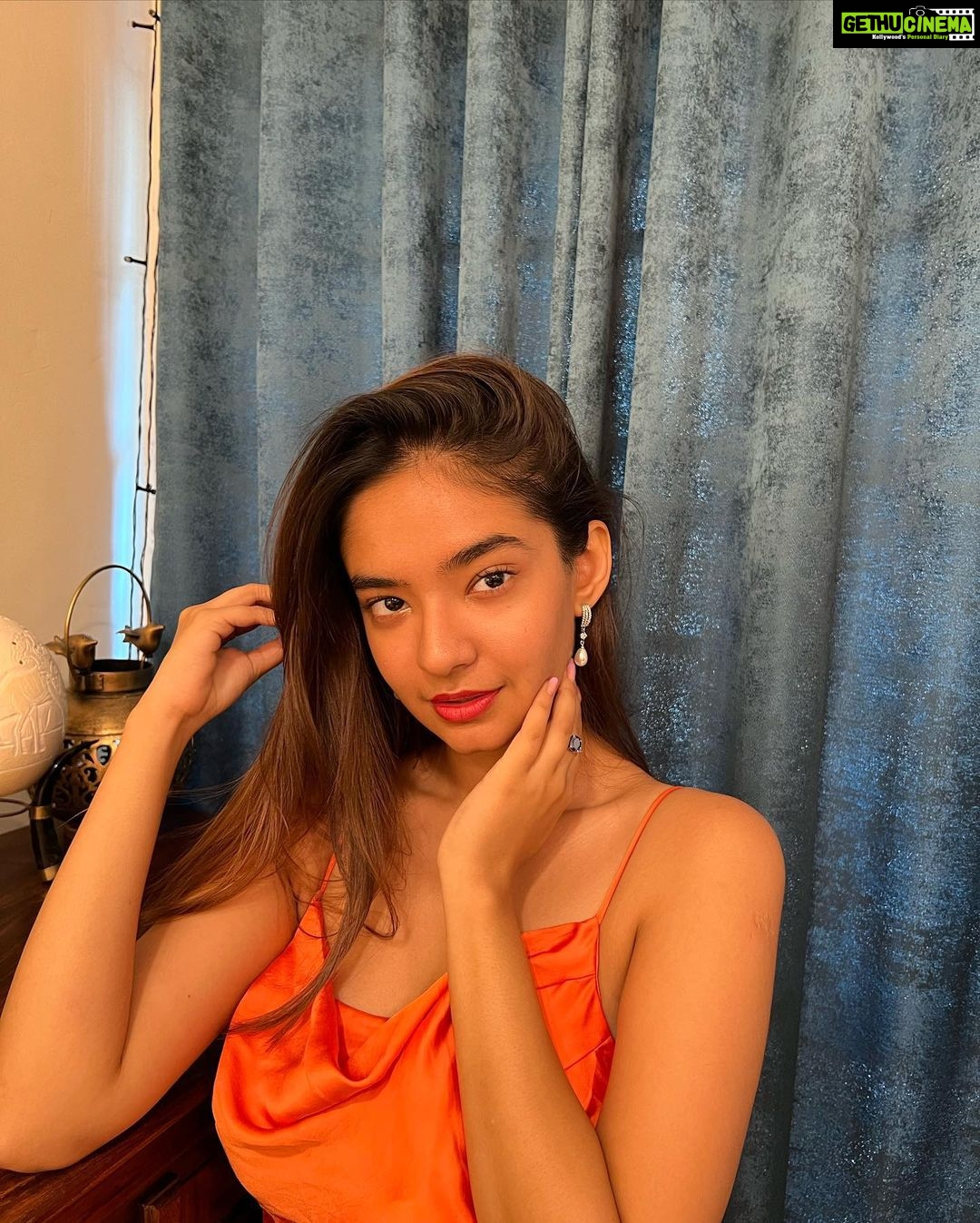 Anushka Sen Instagram - ❤️🔥 . . Jewellery: @clara.in