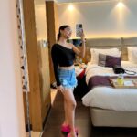 Anushka Sen Instagram – mirror selfies >>>>