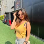 Anushka Sen Instagram - day out 🦦