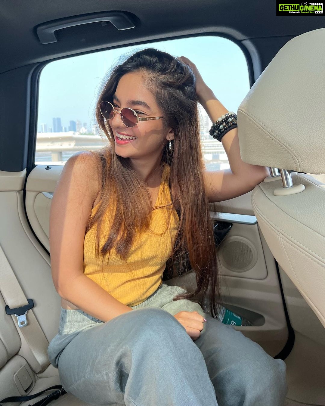 Anushka Sen Instagram - cause I’m on top of the world 🦦