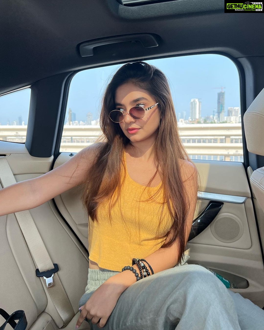 Anushka Sen Instagram - cause I’m on top of the world 🦦