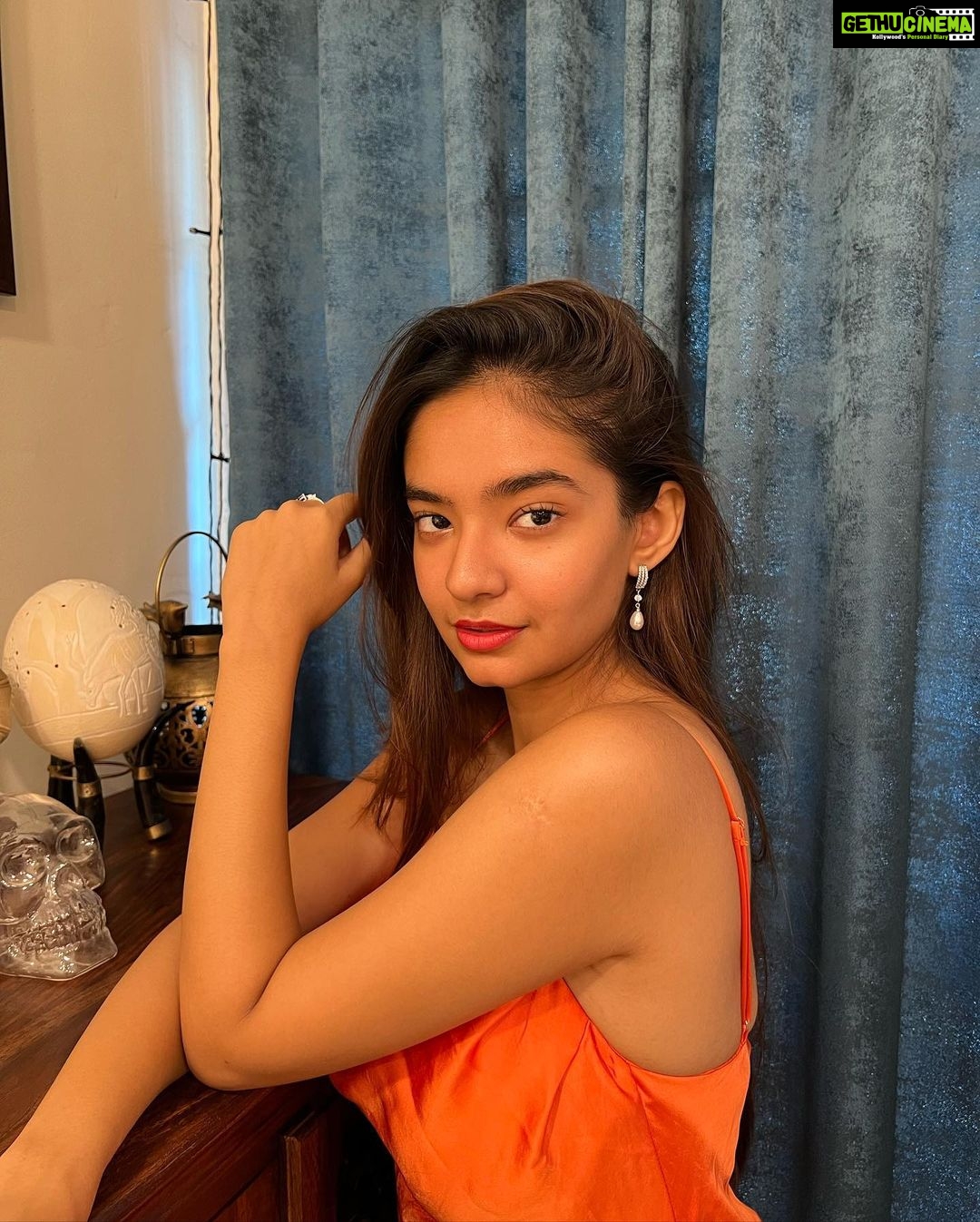 Anushka Sen Instagram - ❤️🔥 . . Jewellery: @clara.in