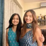 Anushka Sen Instagram – dinner date with mum 🦋