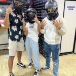 Anushka Sen Instagram - Day out with the boisss @dsafary @kohlihimansh , had the craziest funn dayyy🦦☀️✨