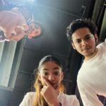 Anushka Sen Instagram - Day out with the boisss @dsafary @kohlihimansh , had the craziest funn dayyy🦦☀️✨