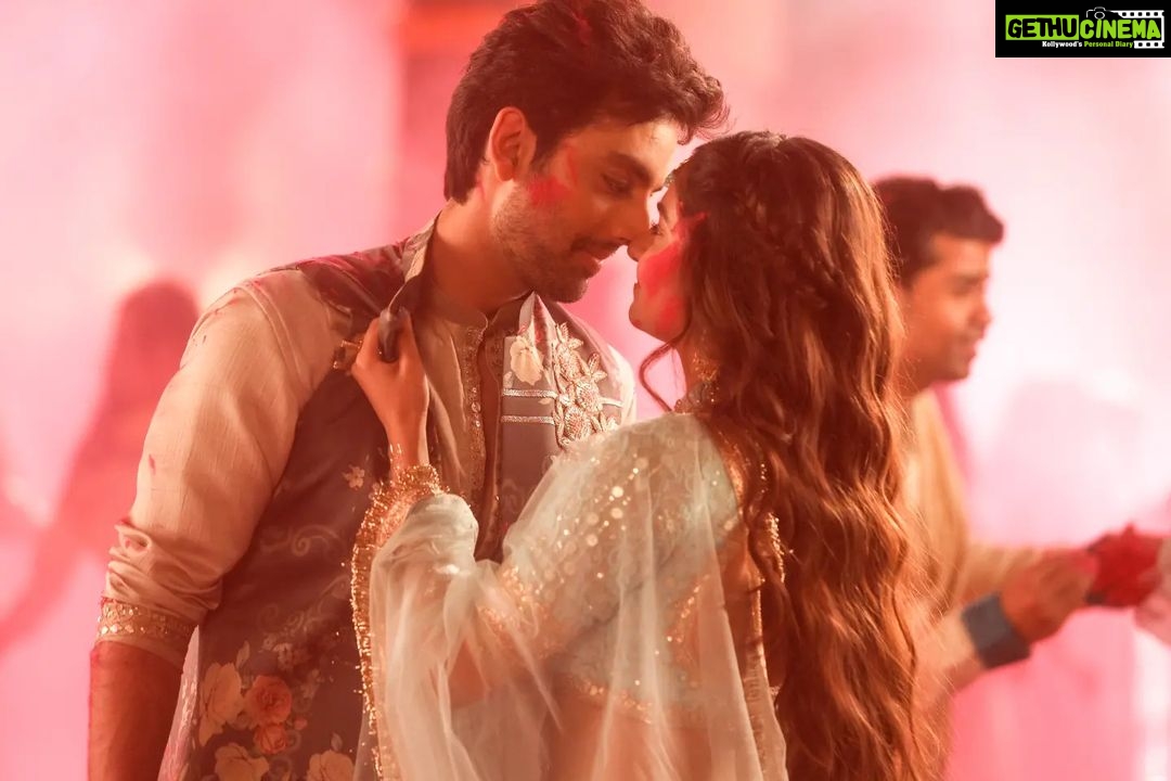 Anushka Sen Instagram - #MastNazronSe Releasing on 31st March. #tseries @tseries.official #BhushanKumar @jubin_nautiyal @nikifying @manojmuntashir @rochakkohli @ashishforfilms @adityadevmusic @anushkasen0408 @sunilpateldop @shivamchanana @rajchanana @sonalc23 #HimanshKohli #kohli #anushkasen #jubinnautiyal #nikitadutta.