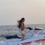 Anushka Sen Instagram - Jet Ski’s are so funnn 🦦💗 Maldives