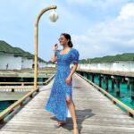 Anushka Sen Instagram - Monday blues in Maldives, definitely amazing 🧿💙 . . Wearing: @urbanic_in Siyam World