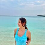 Anushka Sen Instagram – Beach baby 💗☀️
.
@siyamworld 
Wearing: @angelcroshet_swimwear Maldives
