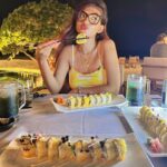 Anushka Sen Instagram – color coordinated with sushi lol💛 #arigato @siyamworld Maldives