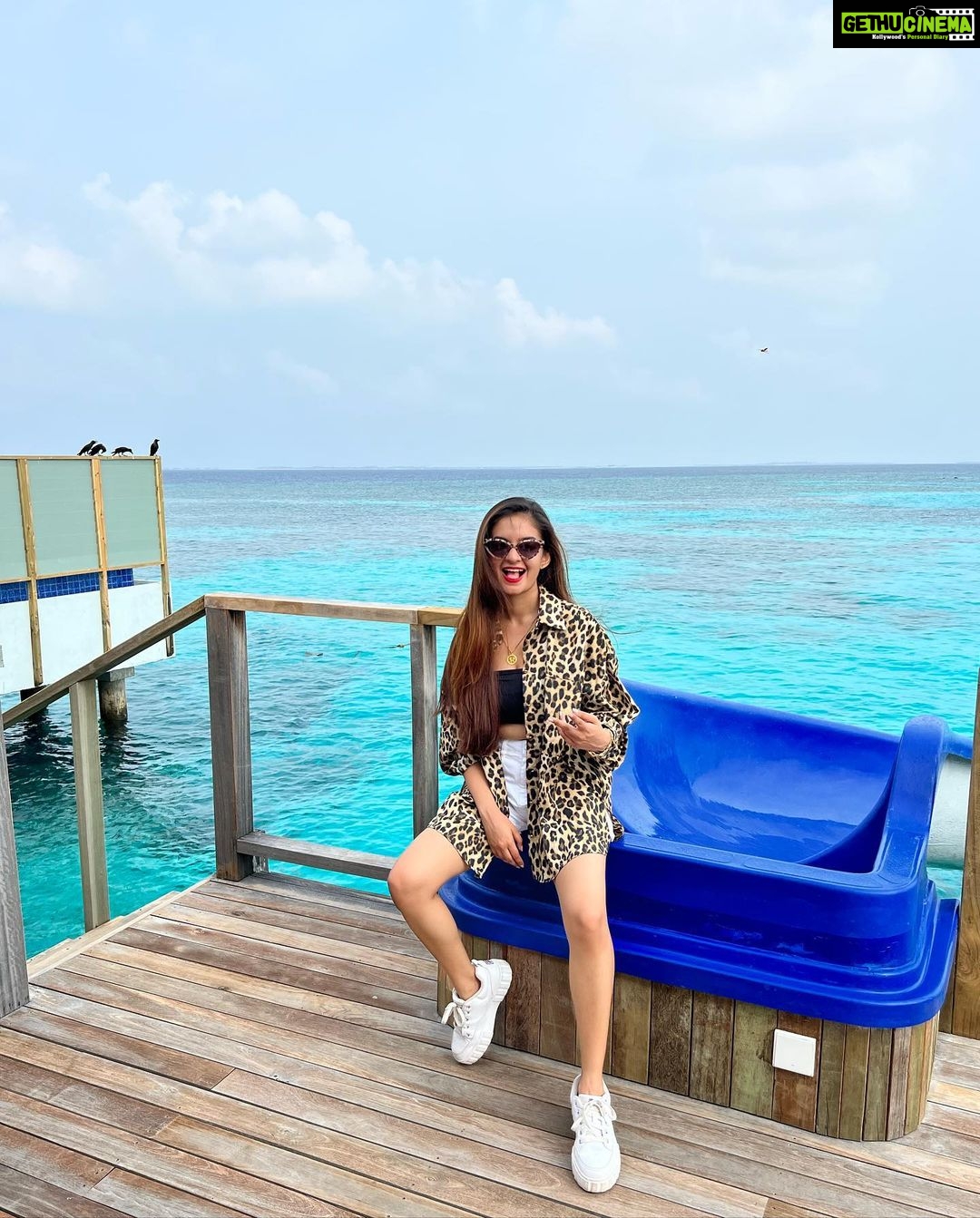 Anushka Sen Instagram - MALDIVES 🇲🇻 ✈️❣️💗☀️ . @siyamworld Siyam World