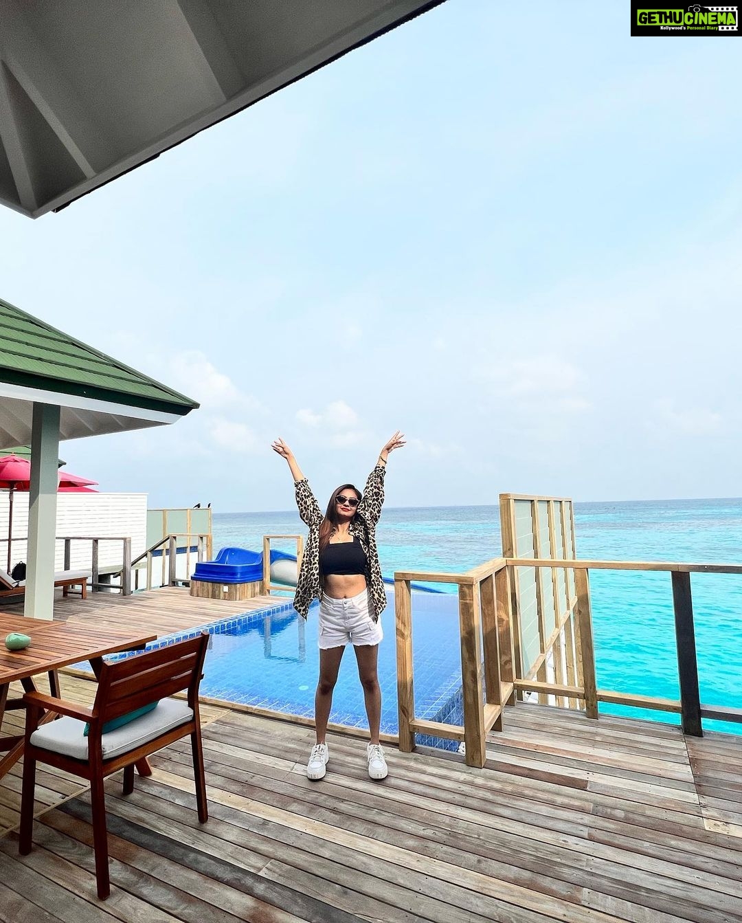 Anushka Sen Instagram - MALDIVES 🇲🇻 ✈️❣️💗☀️ . @siyamworld Siyam World