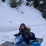 Anushka Sen Instagram - ATV BIKE RIDE in Gulmarg💜🏔❄️⛄️ #reels #reelsinstagram Gulmarg, Kashmir