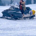 Anushka Sen Instagram - SNOW BIKE at Gulmarg🔥❤️‍🔥❄️ #reels #reelsinstagram Gulmarg, Kashmir