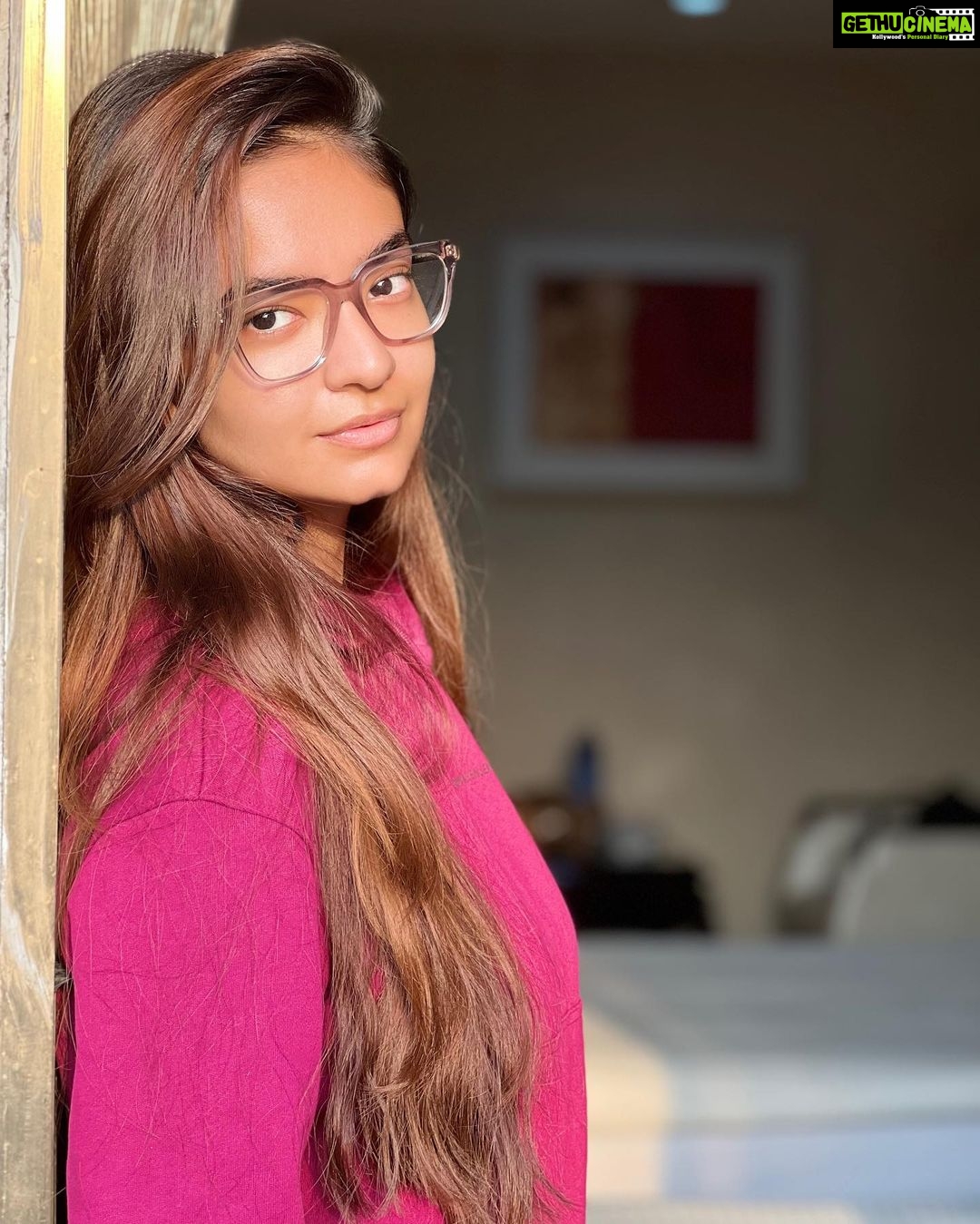 Anushka Sen Instagram - morning face 💓 . . 📸: @sachinmakeupartist1