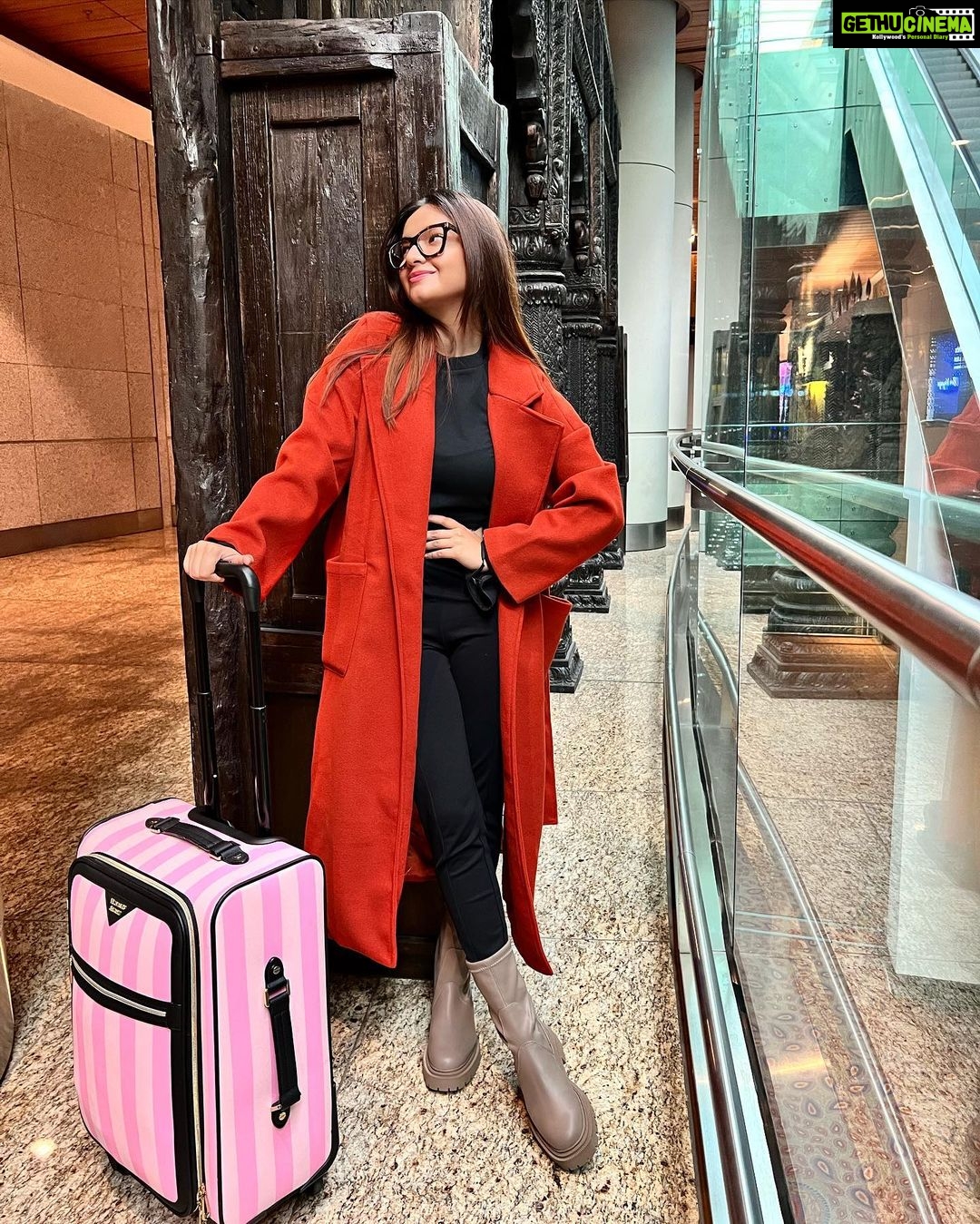 Anushka Sen Instagram - airport ✈️ Chhattarpati Shivaji International Airport Mumbai