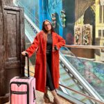 Anushka Sen Instagram - airport ✈️ Chhattarpati Shivaji International Airport Mumbai