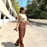 Anushka Sen Instagram - looking like my fav emoji today 🦦 . Wearing: @urbanic_in