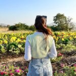 Anushka Sen Instagram - 🦋🌷☀️🥰