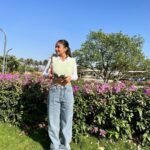 Anushka Sen Instagram - nature ☀️🦋🌸 . Wearing: @urbanic_in