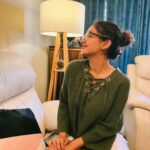 Anushka Sen Instagram – chilling at home 🦦