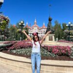 Anushka Sen Instagram – Best day, Best Place.
#Photodump #disneylandparis Disneyland Paris