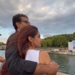 Anushka Sen Instagram – Cruise experience in Paris 🚢 🥰🫶 Rives de la Seine à Paris