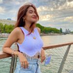Anushka Sen Instagram - Cruise experience in Paris 🚢 🥰🫶 Rives de la Seine à Paris