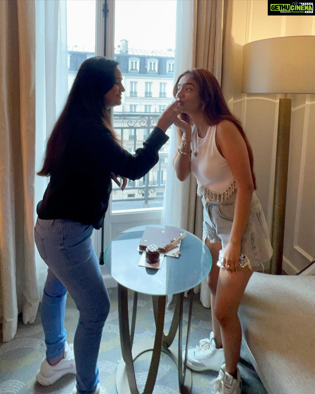 Anushka Sen Instagram - Birthday celebration continues…🥳🥰🎂🇫🇷 Paris, France